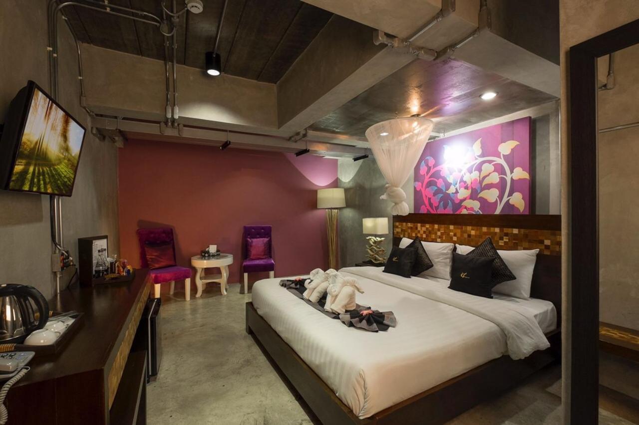 Thapae Loft Hotel Chiang Mai Exterior photo